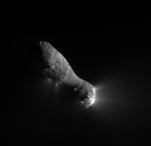 Photo Comete Hartley 04